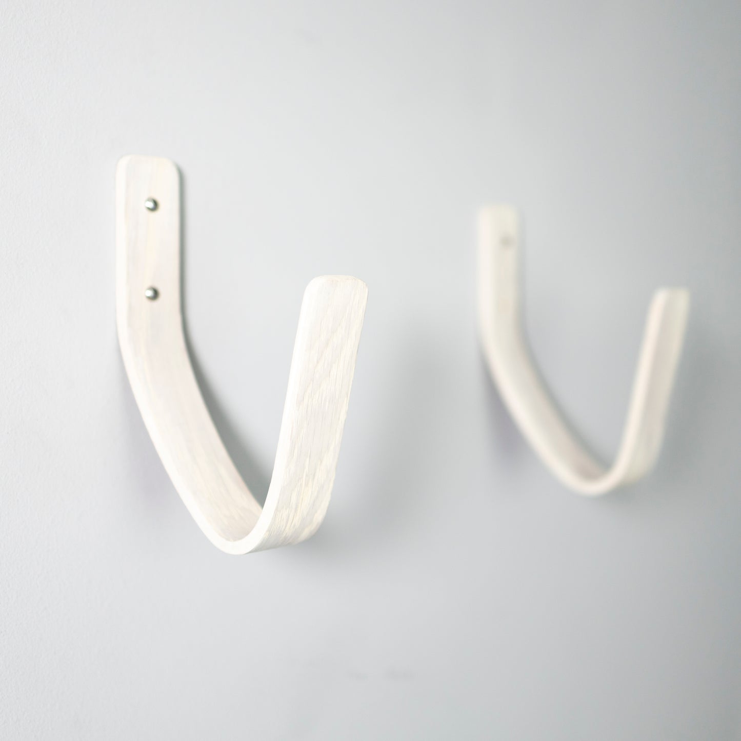 Waves 1.0 | Shortboard - Surfboard Wall Mounts | Nordic White