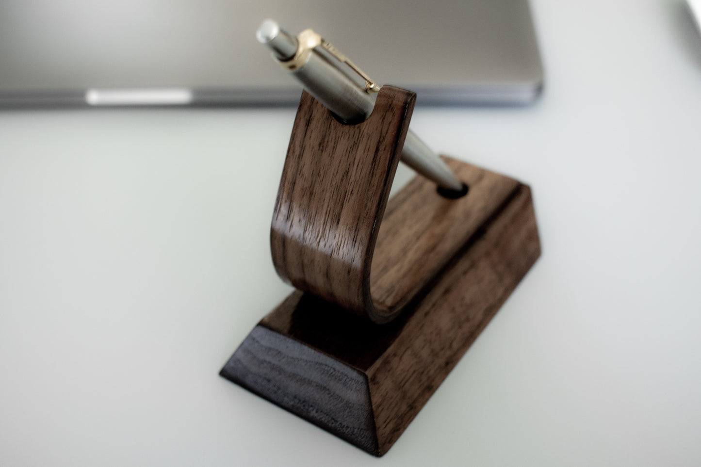 Swiss | Luxury Pen Holder Display Stand - Walnut