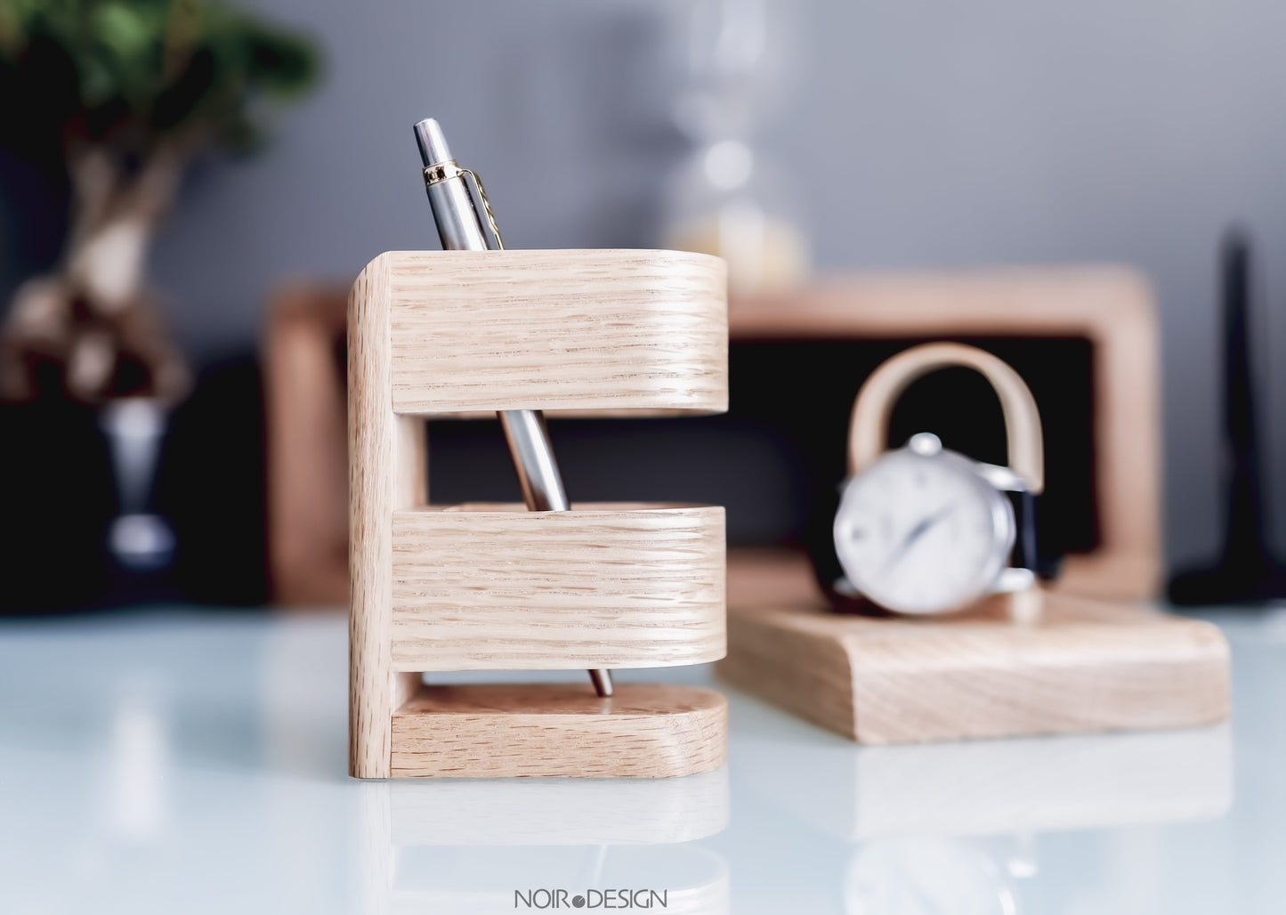 Swiss | Luxury Desk Pen Pot Storage - Oak