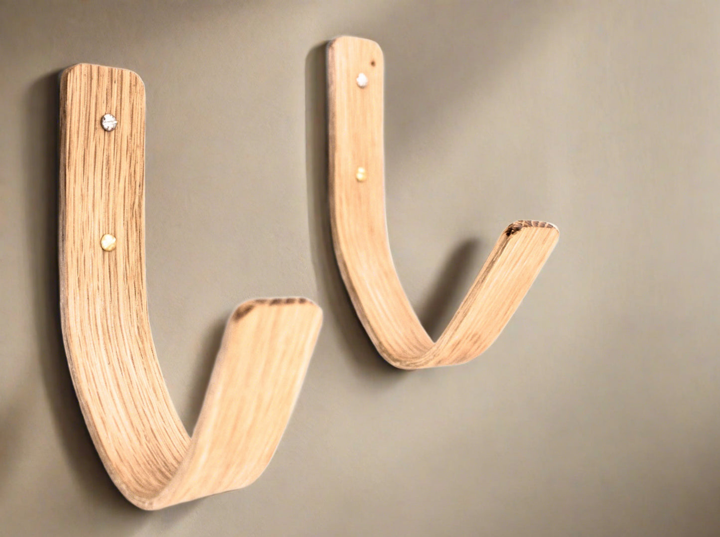 Waves | Surfboard Wall Mount Rack - Oak - NOIR.DESIGN