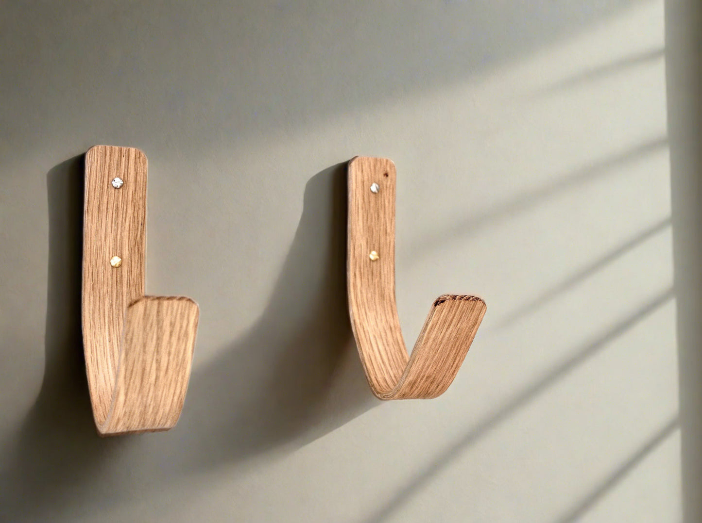 Waves | Surfboard Wall Mount Rack - Oak - NOIR.DESIGN